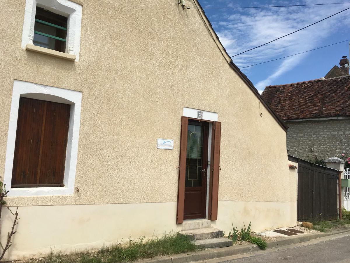 Gite Chablisien Exteriör bild